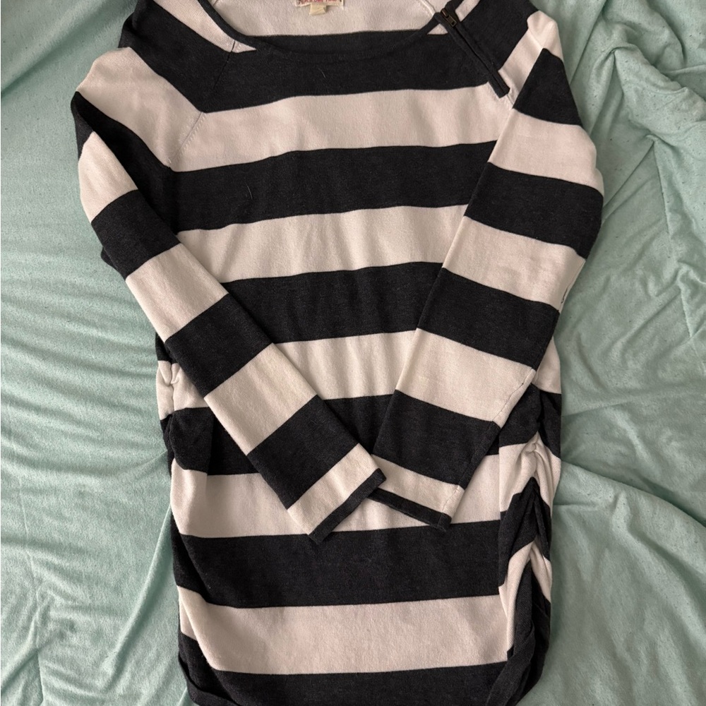 Black and White Striped Long Sleeve Top
